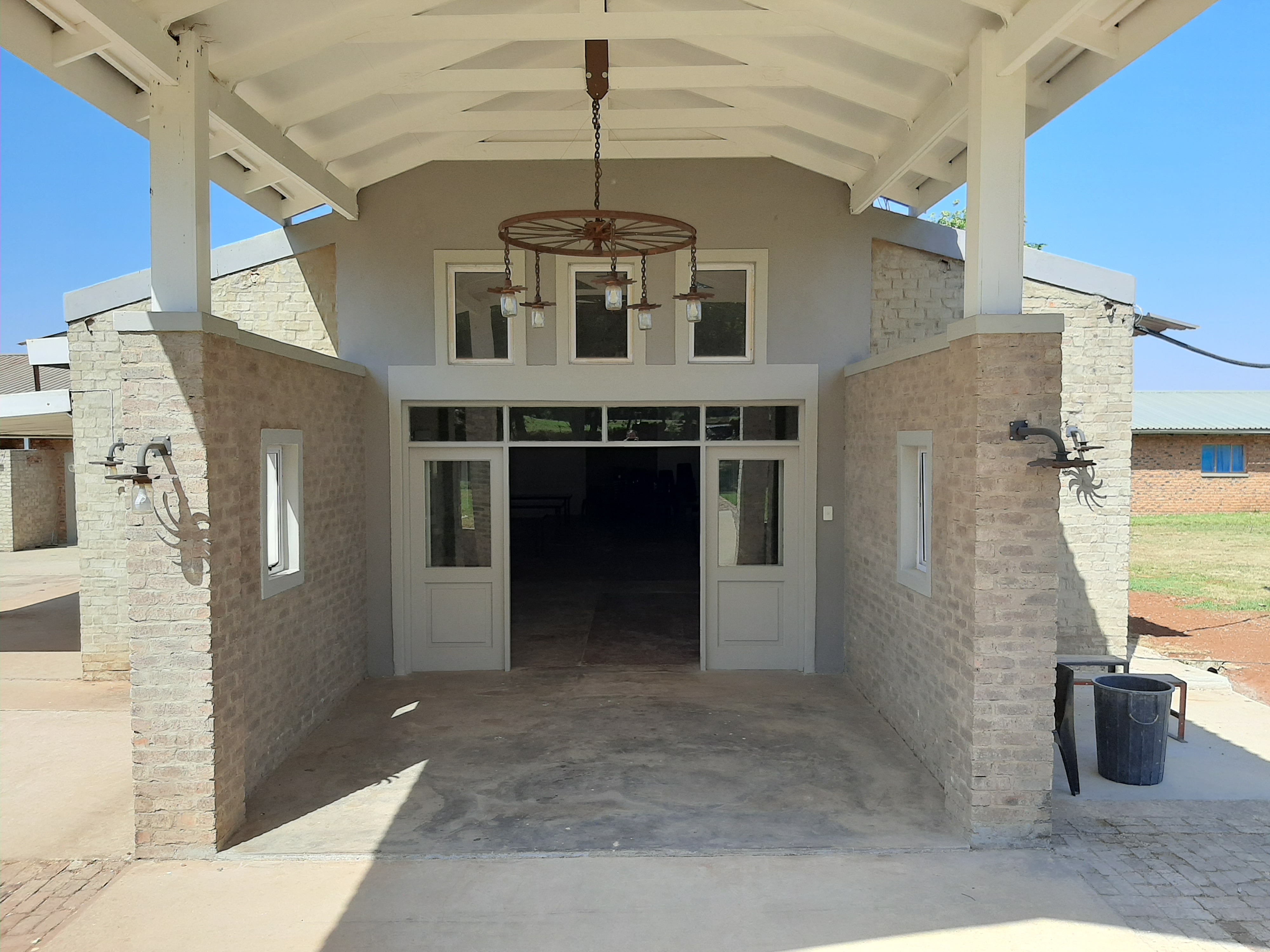 Gallery Image 16